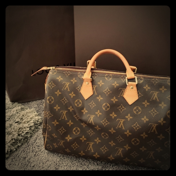 SOLD***Louis Vuitton Speedy 35*Authentic* - Picture 1 of 8